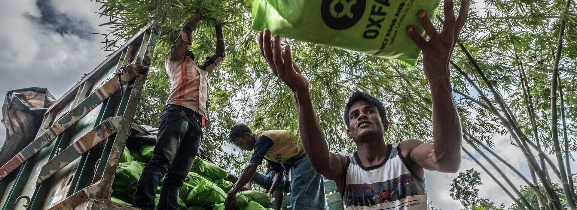 Unloading Oxfam food parcels