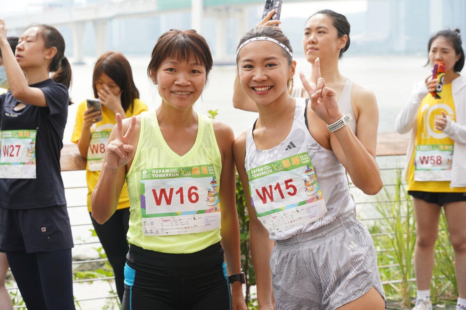 香港越野跑手梁影雪和長跑好手ALICIA