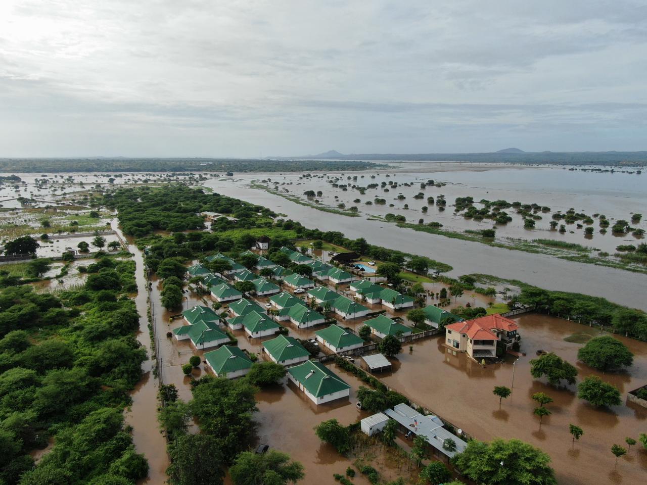 強烈熱帶氣旋伊代（Idai）於3月14、15日在非洲南部登陸，對馬拉維、莫桑比克和津巴布韋造成嚴重破壞。在某些被颱風侵襲的地方，房屋、農田完全被毁。（攝影：Sergio Zimba / 樂施會）