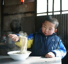 「飽足午餐」 (售價430港元)