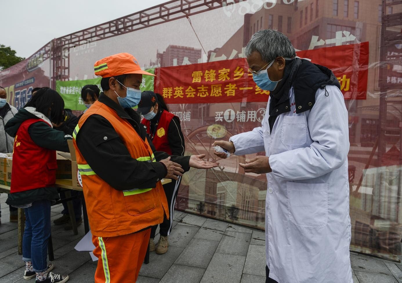 Oxfam’s partners distributing protective equipment and prevention leaflets.