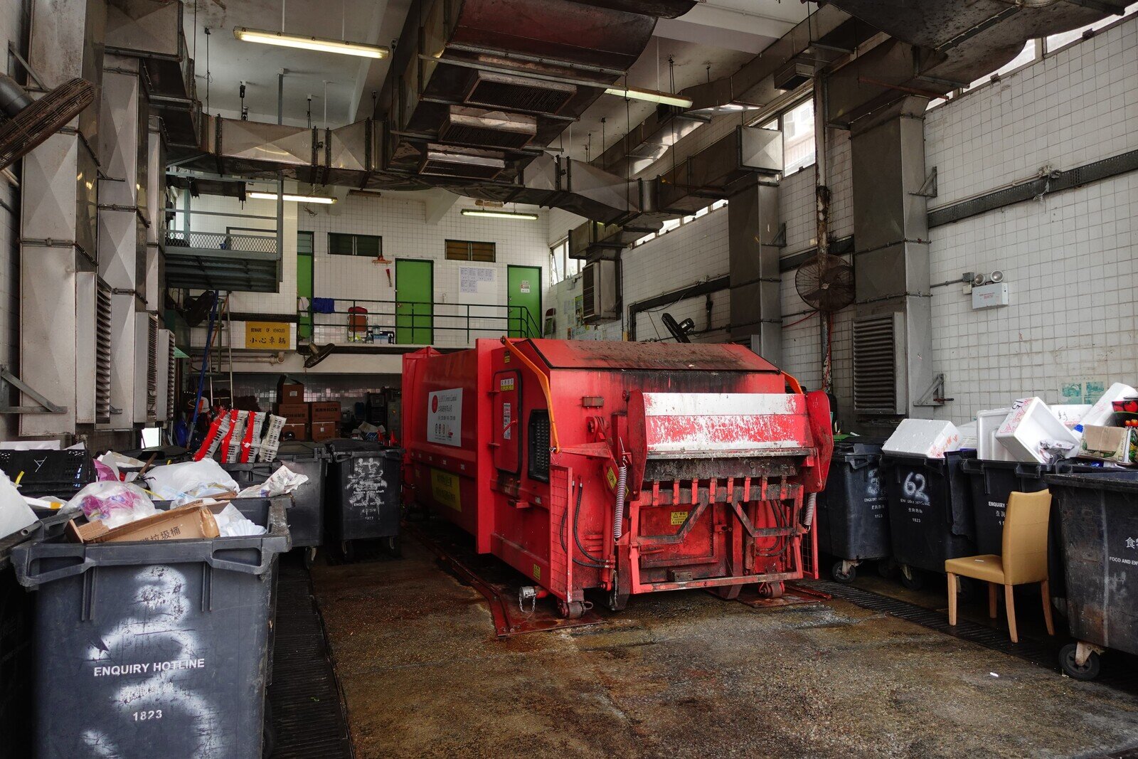 The fans installed inside RCPs barely do anything in the face of stifling heat. Moreover, sanitation workers need to walk around while they are working, so they usually cannot feel the wind from the fans. 