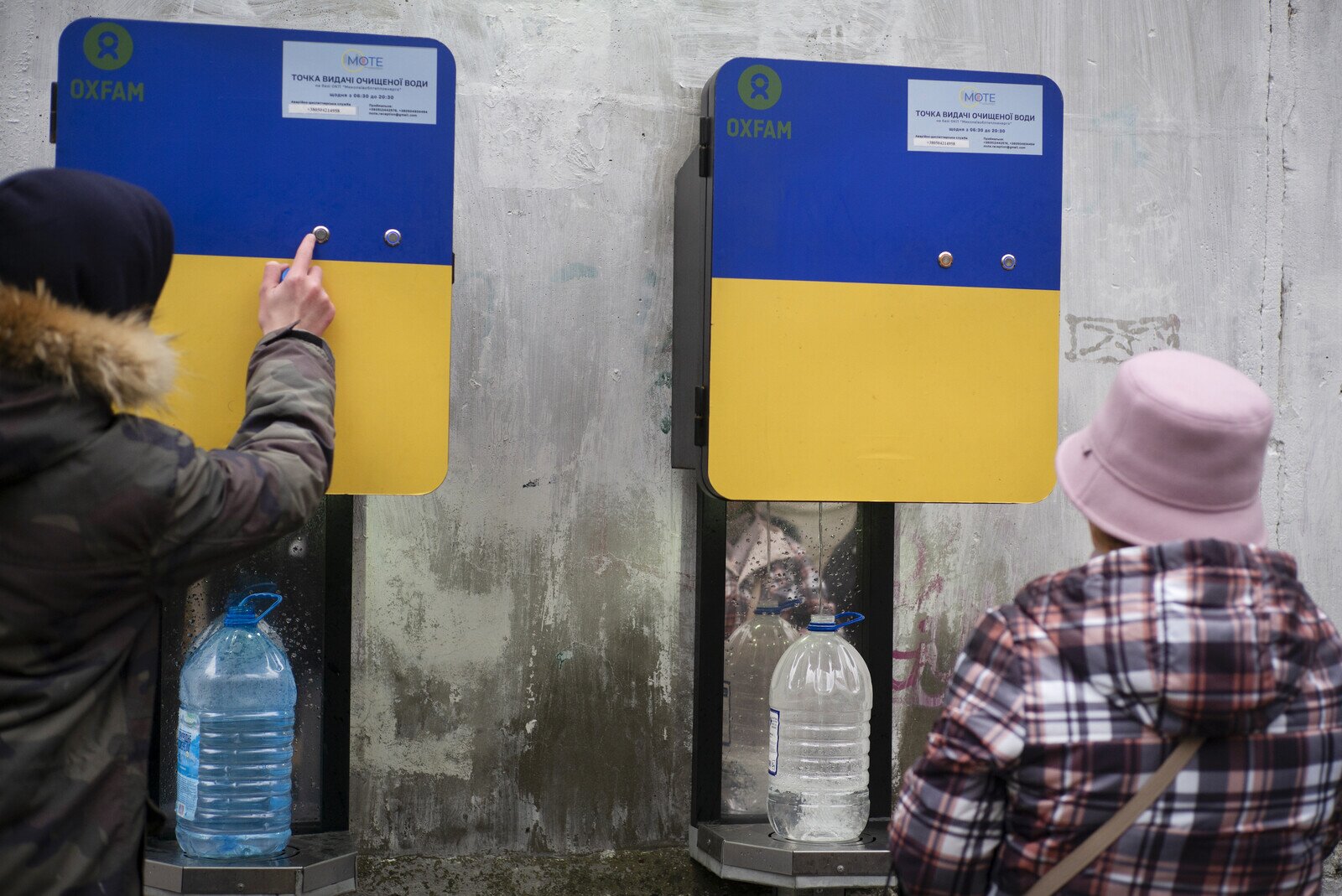 Oxfam water points in Ukraine