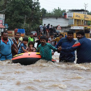 印度南部水灾救援
